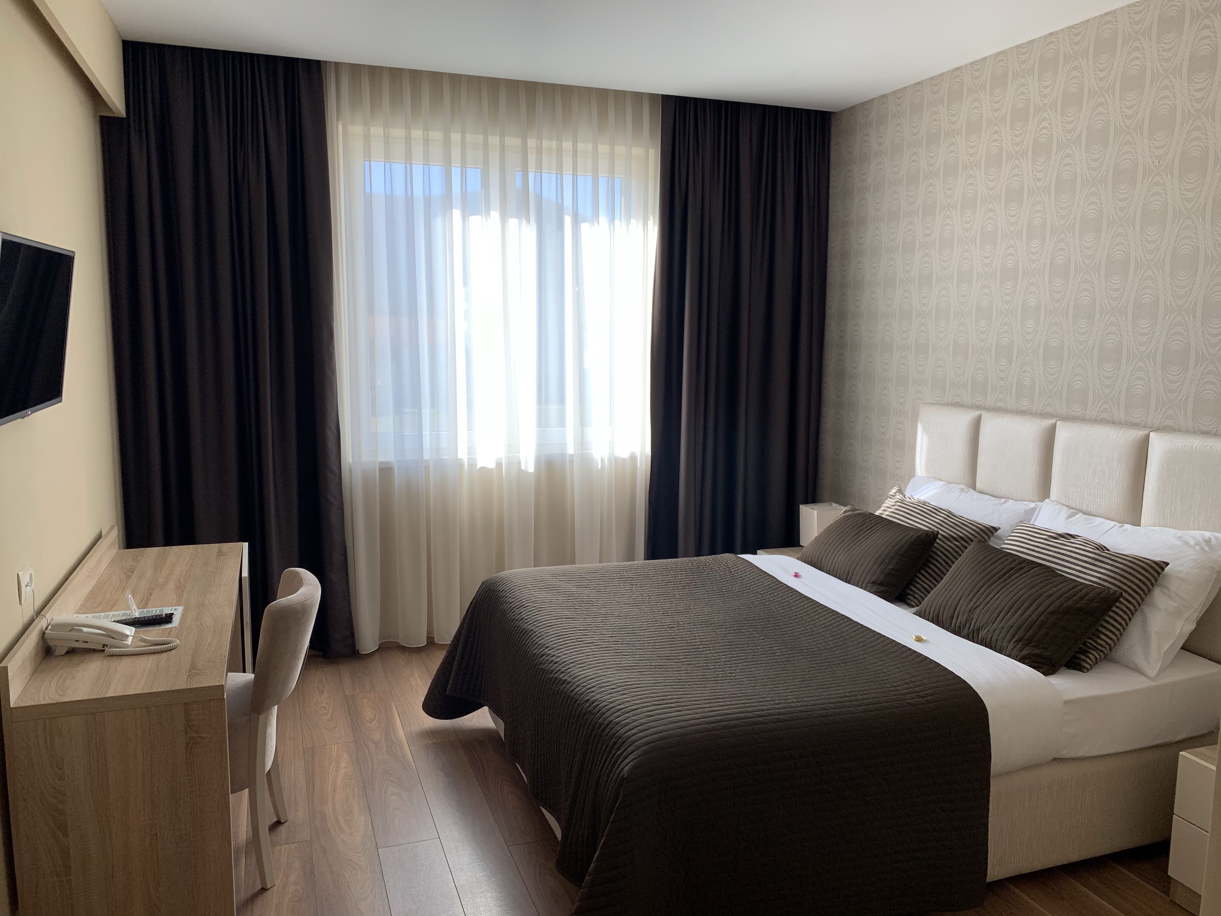 Double Room - Hotel Leone